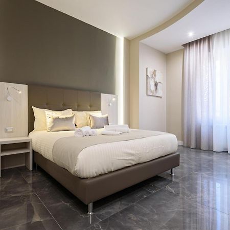 Deda & Fove Hotel Наполи Екстериор снимка