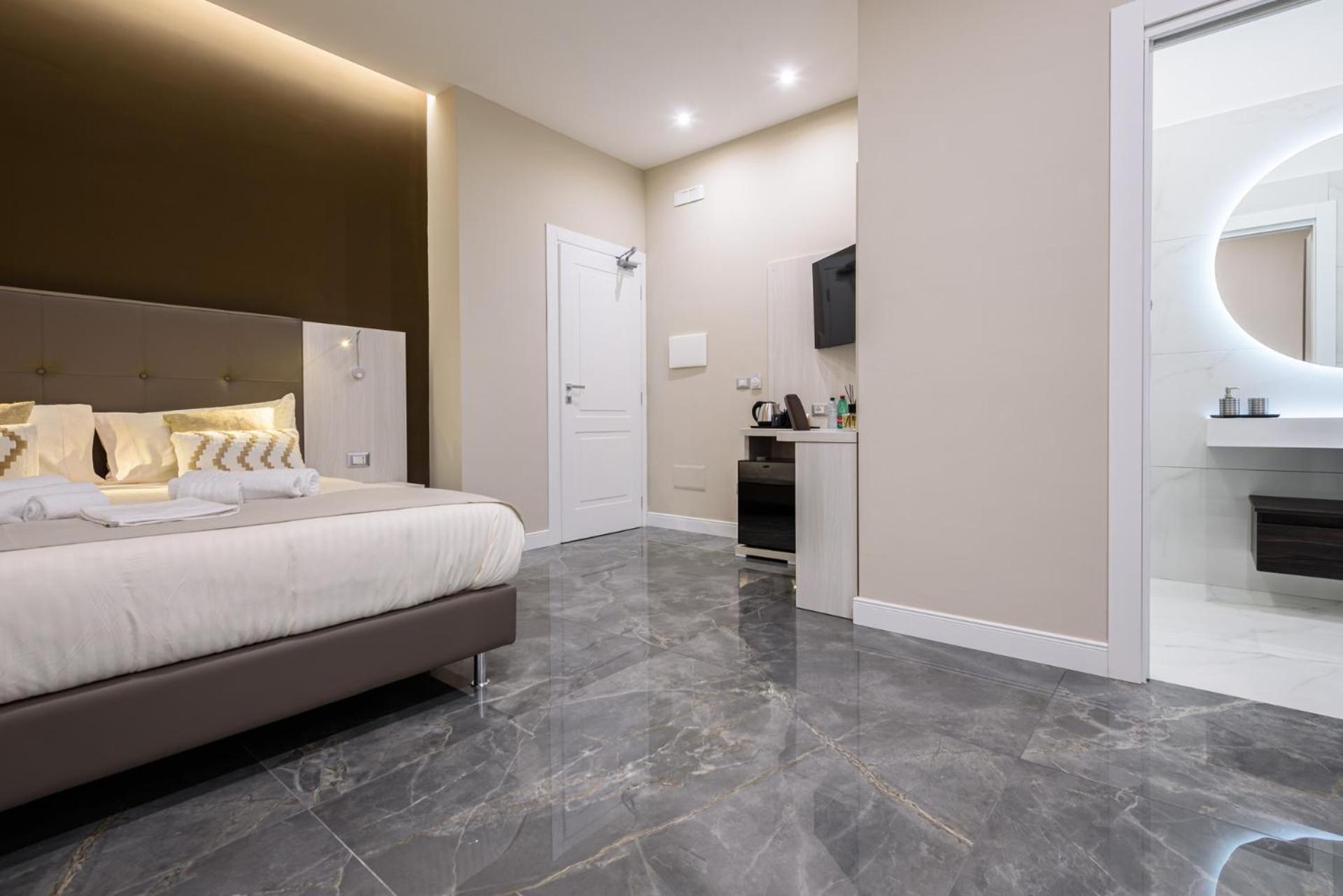 Deda & Fove Hotel Наполи Екстериор снимка