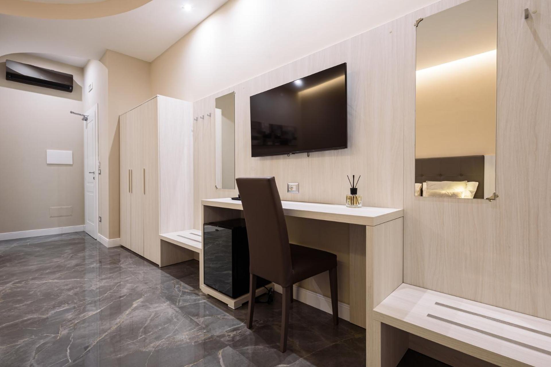 Deda & Fove Hotel Наполи Екстериор снимка