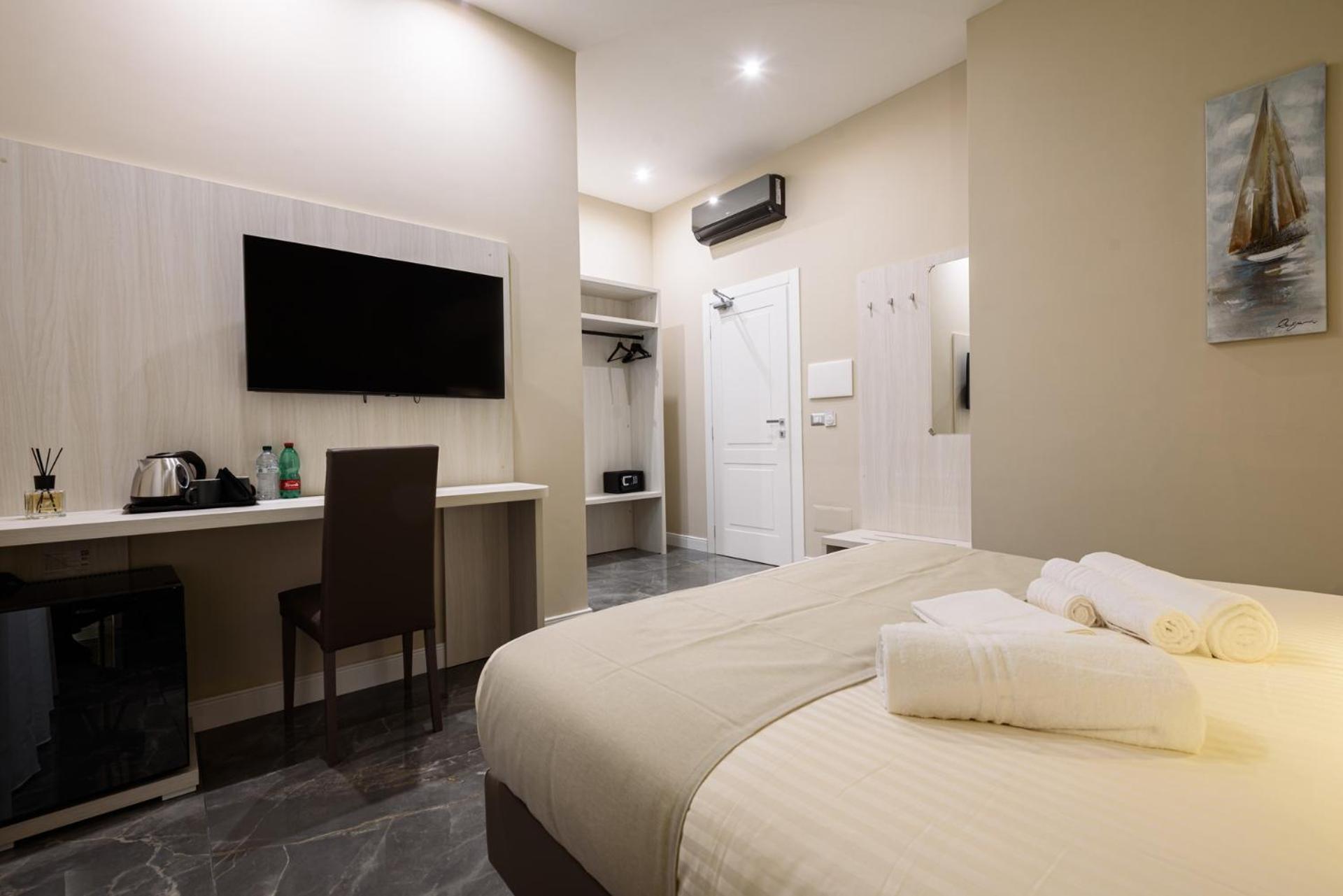 Deda & Fove Hotel Наполи Екстериор снимка