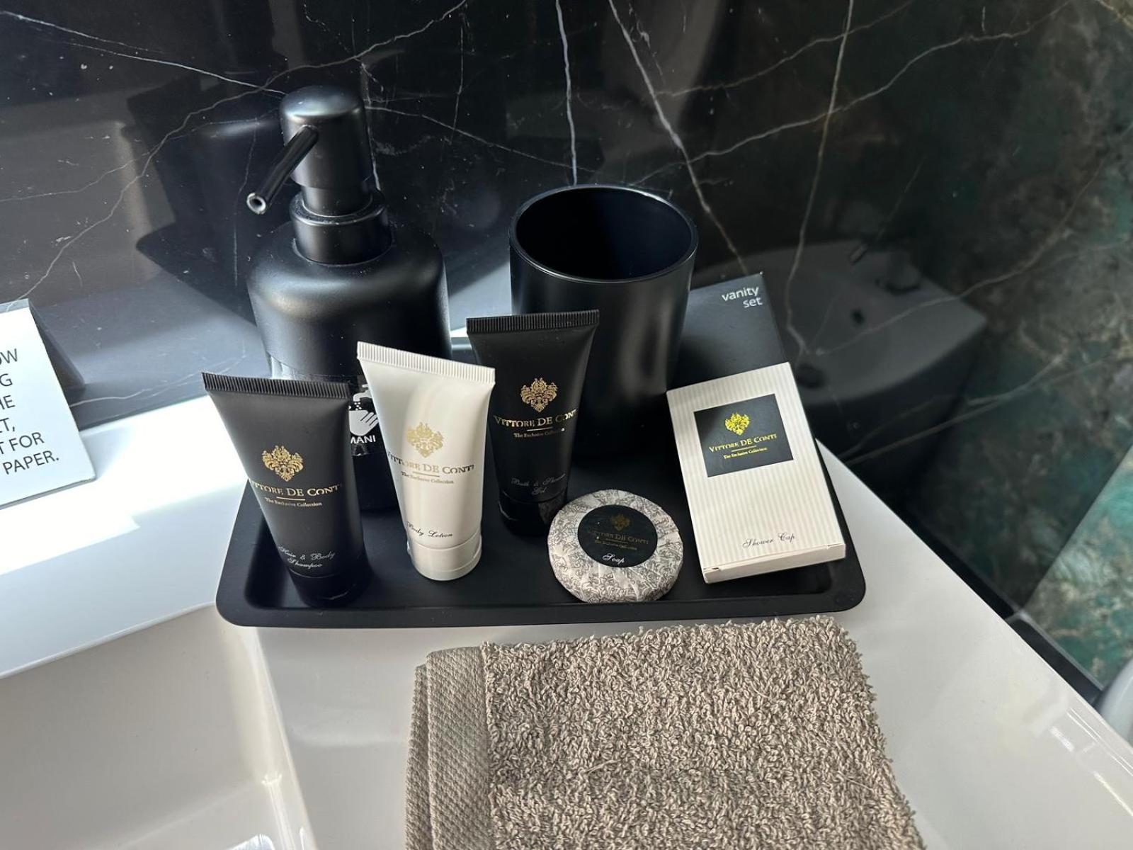 Deda & Fove Hotel Наполи Екстериор снимка
